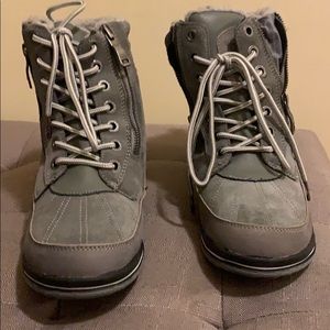 Gray Pajar Snow boots - Size: USA 10 / Europe 41